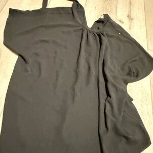 She and Sky Black Top